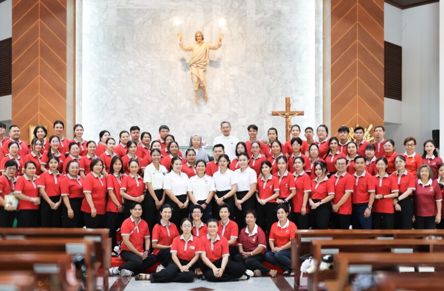 กิจกรรมสัมมนาฟื้นฟูจิตใจ ณ ศูนย์ฝึกอบรมงานอภิบาล บ้านผู้หว่าน สามพราน จังหวัดนครปฐม